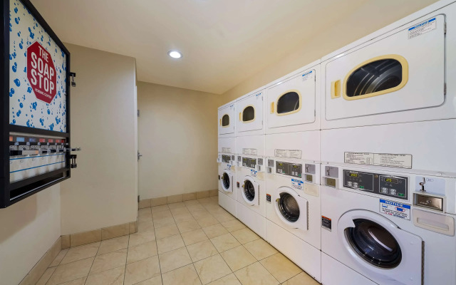 Best Western Inn & Suites Lemoore