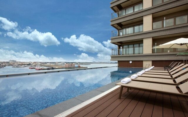 Discovery Hotel