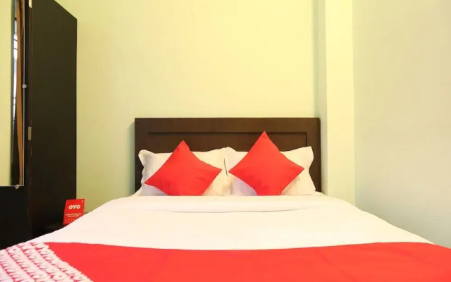 OYO 13809 Hotel Siddhant
