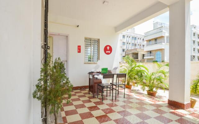 OYO 9153 Lotus Apartments
