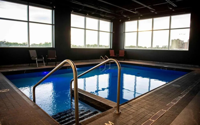 Grand Times Hotel Laval - Centropolis
