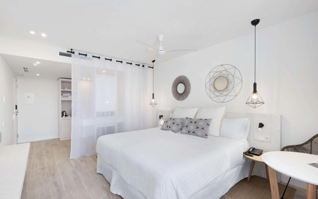 Barceló Portinatx - Adults Only