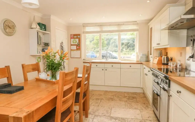 1 River Cottage