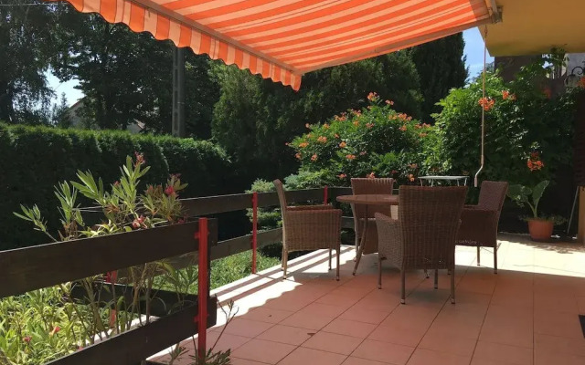 Mella Holiday House