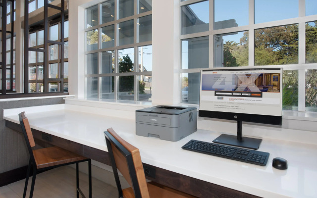 Holiday Inn Express Monterey-Cannery Row by IHG