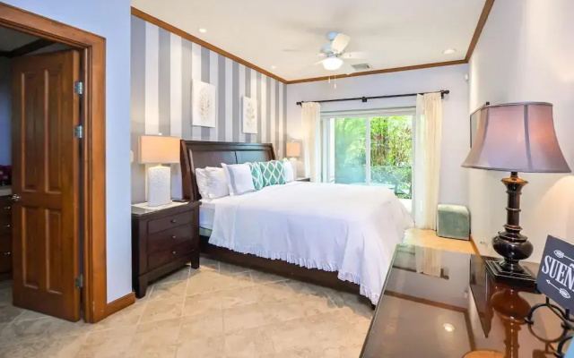 Veranda 1H - 3 bdr 3 Bath Family