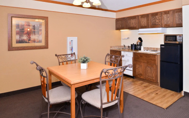 Best Western Plus Sidney Lodge