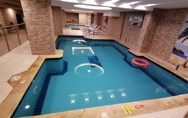 Almaali Hotel