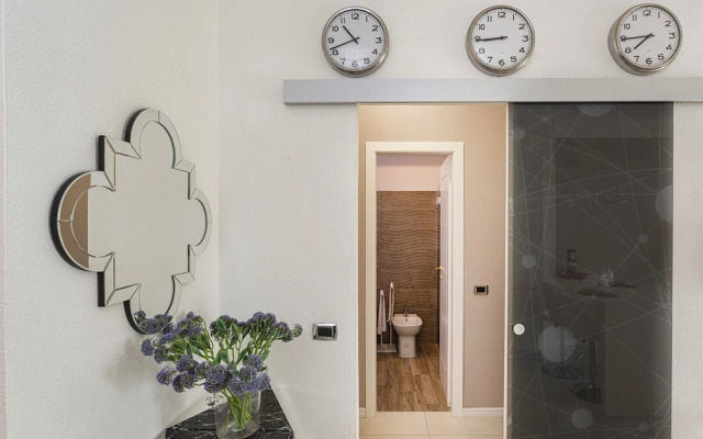 Elegant sea View Apartment