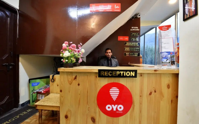OYO 14393 Hotel Akash Hills