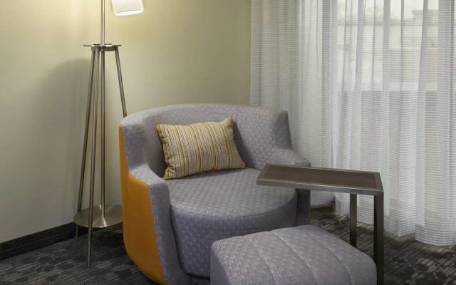Courtyard by Marriott Oshawa
