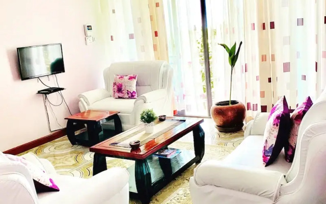 Crystal Apartment Hotel And Lodges