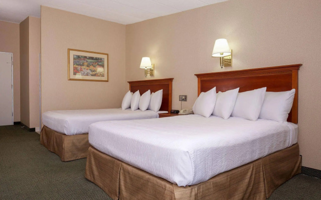 White River Inn and Suites