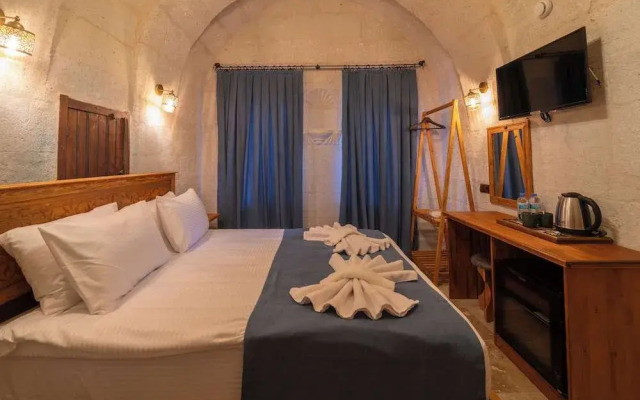 Escape Cave Suites