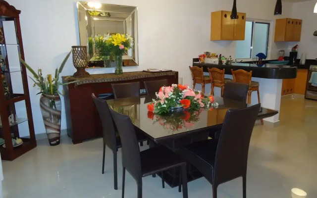 3 Bedroom Vacation Rental