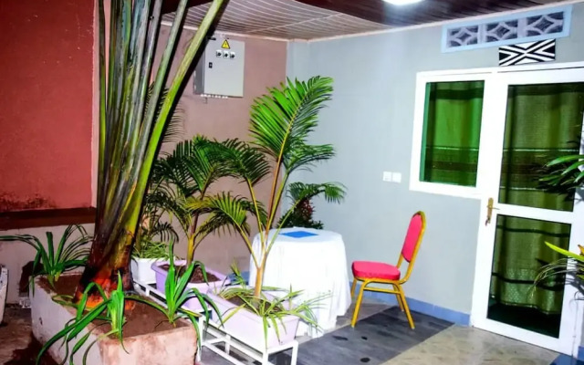 Zebra Tourism  Hotel