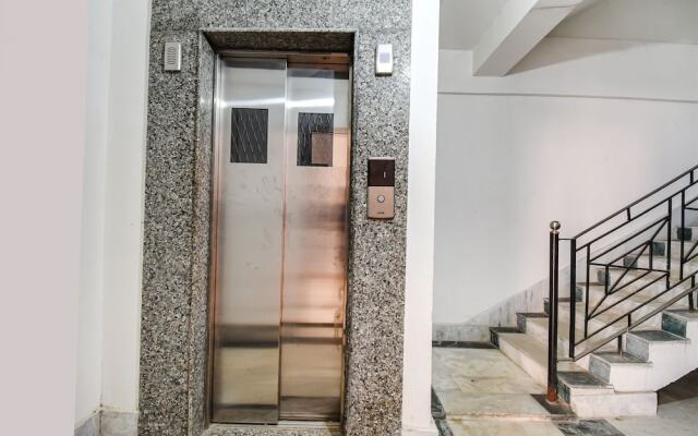 Fabhotel Seven Wonders 55