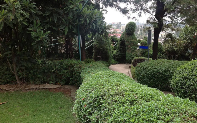 Ararat Hotel