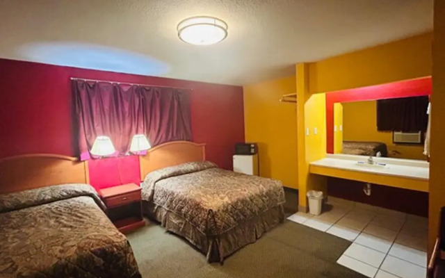 Relax Inn By OYO Sulphur Hwy 90