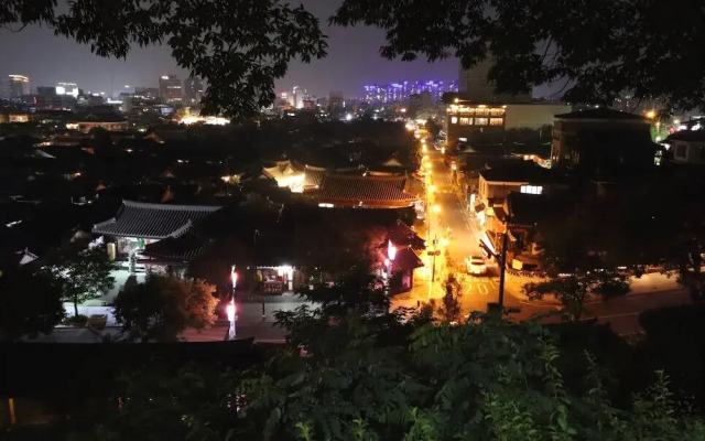 views over Hanok villiage