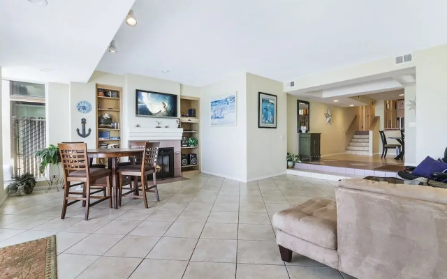 35061 Beach Rd Duplex
