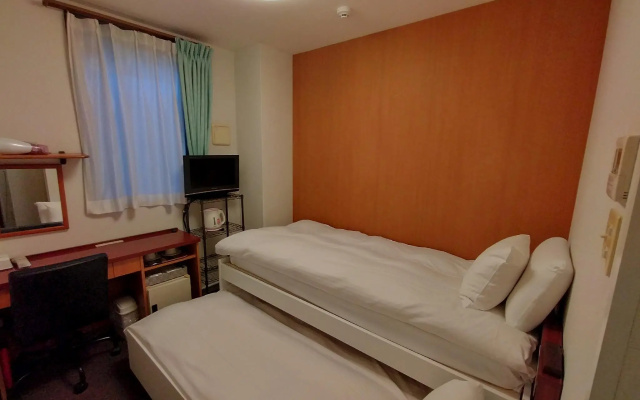 Web Hotel Tokyo Asakusabashi – Guest Rooms – Tokyo
