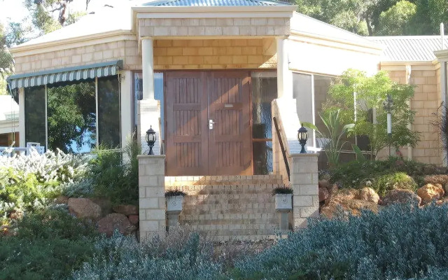 Lakeview Lodge