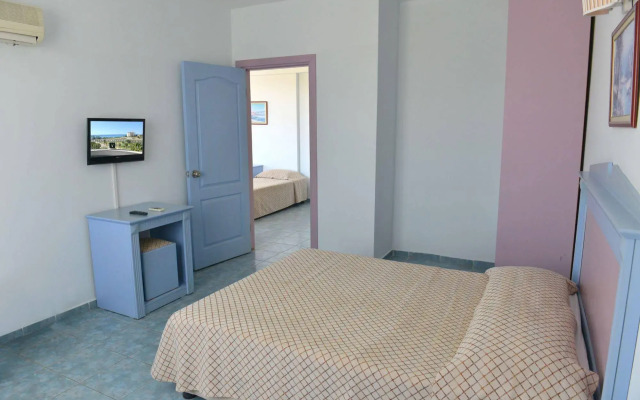 Eva Beach Hotel