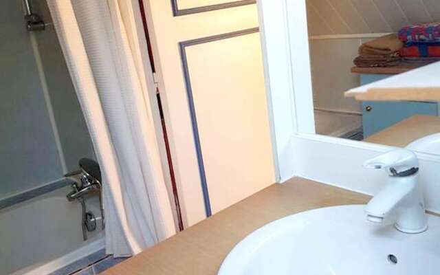 Apartment With 3 Bedrooms in Auxerre, With Wifi