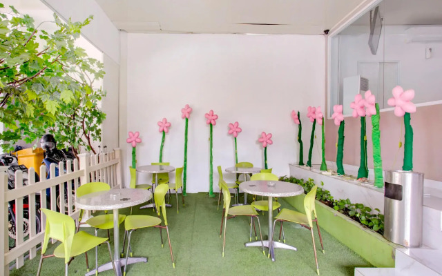 Collection O Gambir Near Masjid Istiqlal Formerly Aleander Hotel