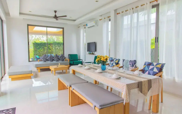 Alhambra Pool Villas & Pool Access Rooms