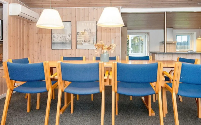 10 Person Holiday Home in Ebeltoft-by Traum