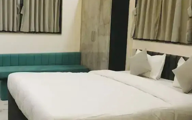 Hotel Sahara Residency