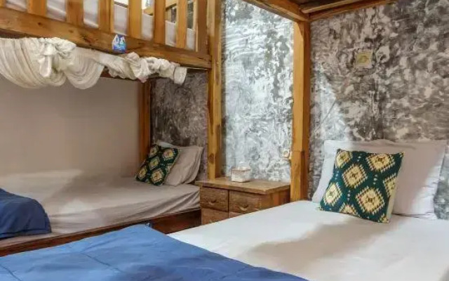 TwoSpaces Living at Wave and Chill House, Canggu