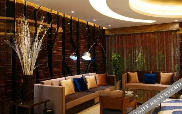 Xibei Shangshu Hotel (Baoshan Railway Station)