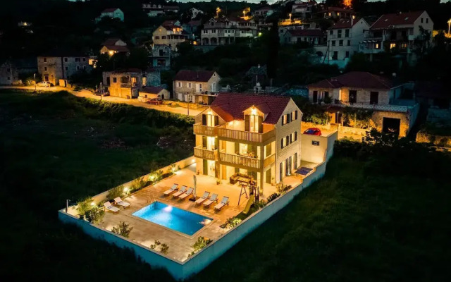 Villa Gold - Private Pool & Grill - H
