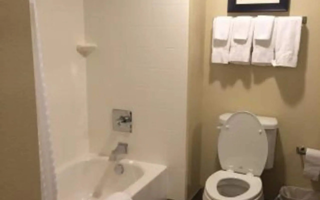 Comfort Suites Woodland - Sacramento Airport