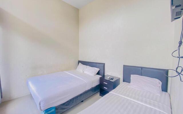 RedDoorz Syariah near Universitas Muhammadiyah Jember