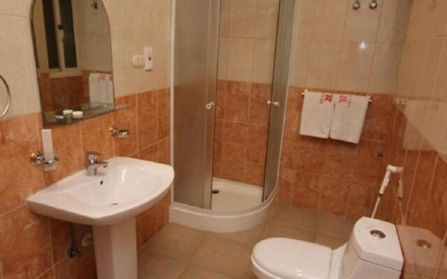 Althanaa Alraqi Hotel Suites