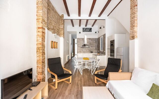 Captivating Holiday Home in Valencia near Sea Beach