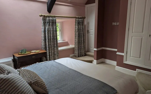 Maes Y Neuadd Country House