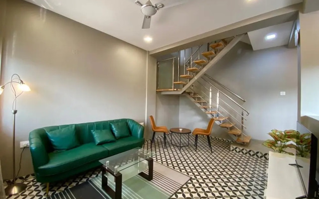 Hotel Sadhana Executive