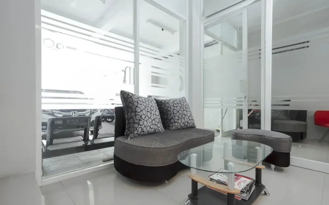 Reddoorz near Terminal Joyoboyo