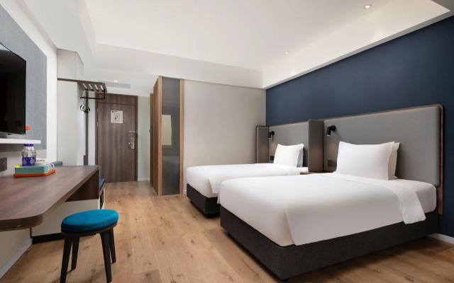 Holiday Inn Express Sanya Bay by IHG