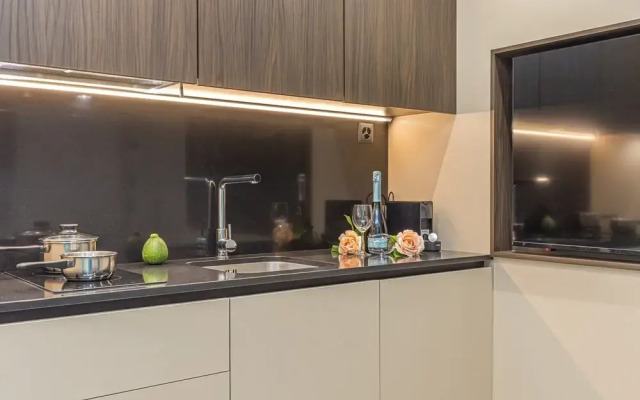 Icon H 303 Suite Micro-living