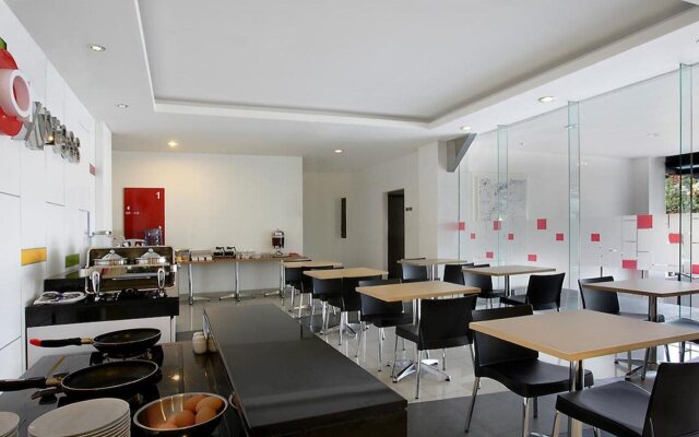 Amaris Hotel Panglima Polim 2
