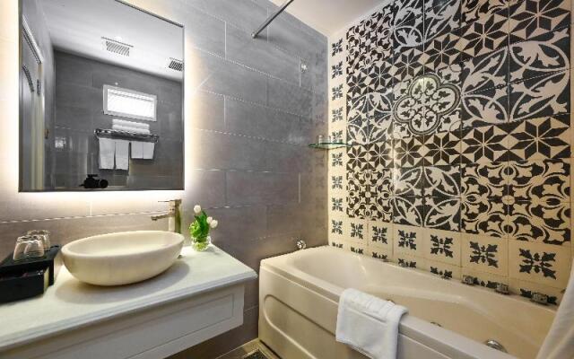 Kin Hotel Dong Du