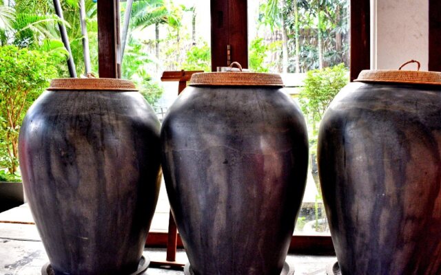 La Residence Blanc D' Angkor