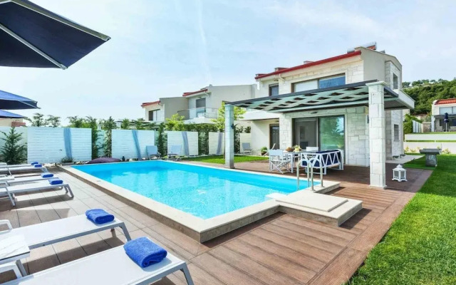W Villas Halkidiki Deluxe 5 Bedroom Villa Private Pool