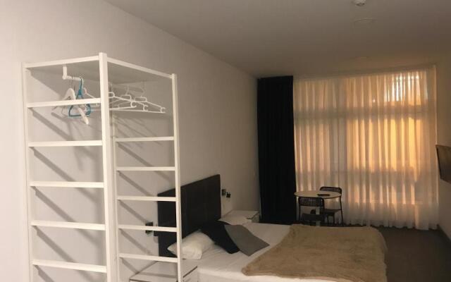 Room and Kitchen Bilbao